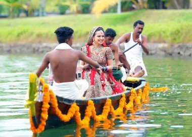 Kerala for Nature Lovers  (6N &7D  2 Munnar 1N Thekkady 1N Alleppey 2N Kovalam )